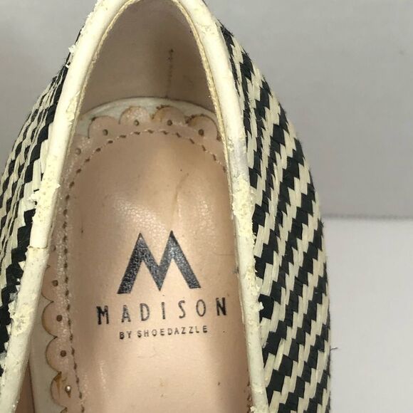 Madison black and white geo design peep toe heels - Picture 4 of 12